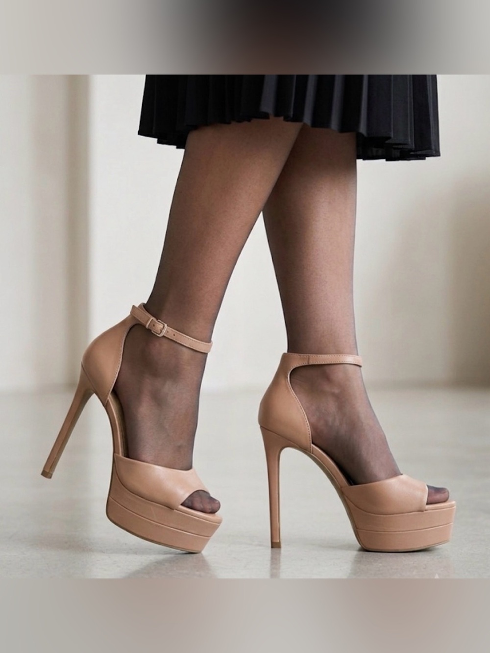 Gianni Bini Chellsie Platform Stiletto Sandals Tan NEW Size 6